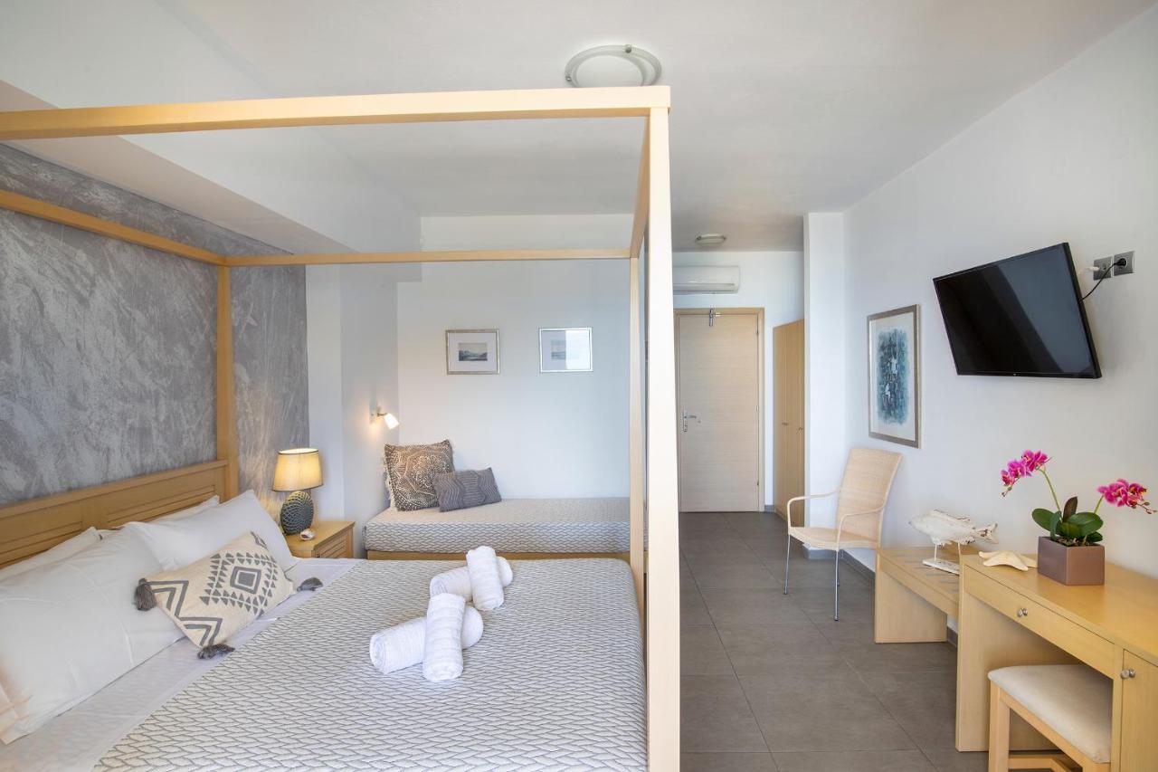 Blue Harmony Hotel Kini Bagian luar foto