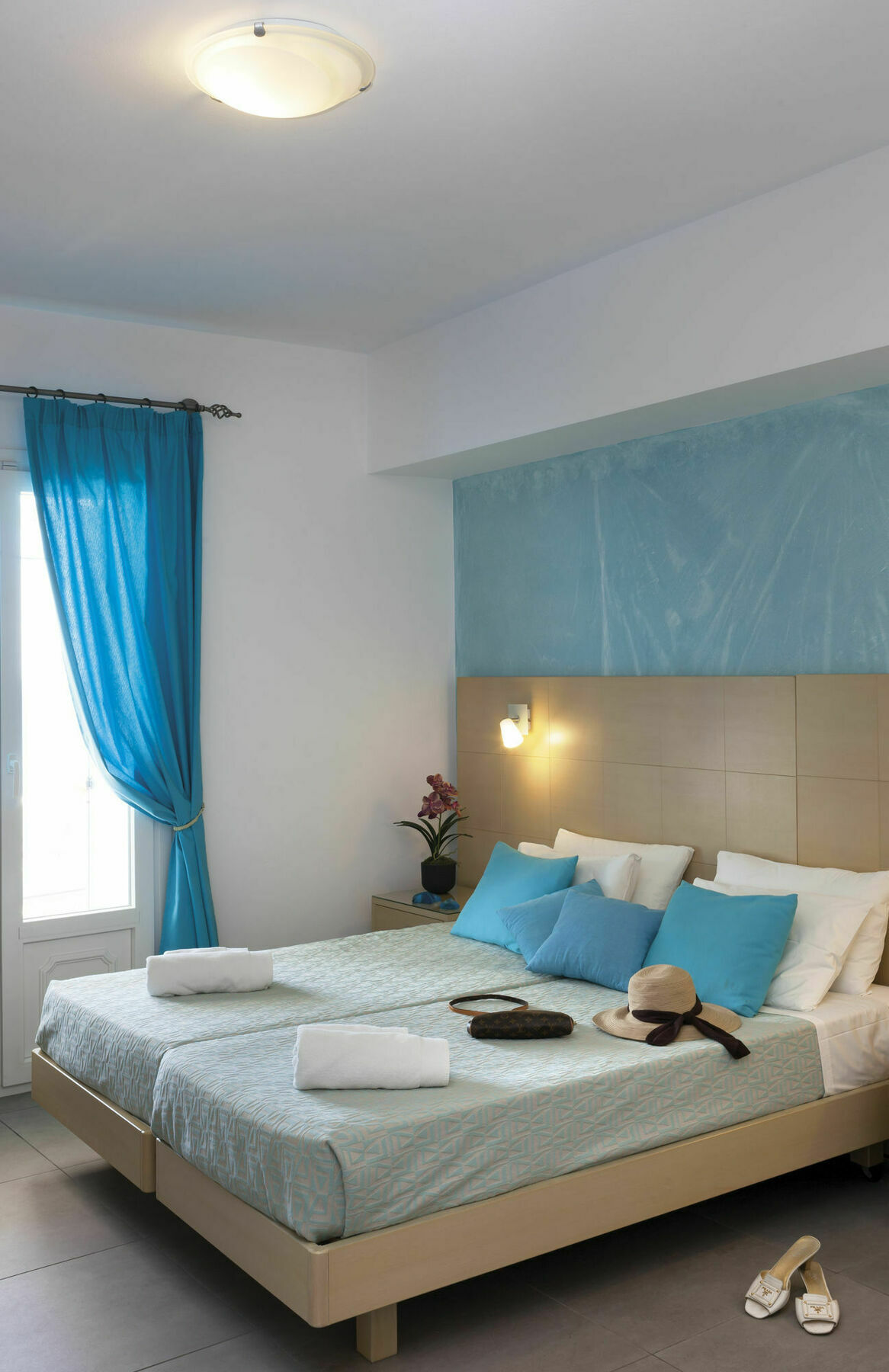 Blue Harmony Hotel Kini Bagian luar foto